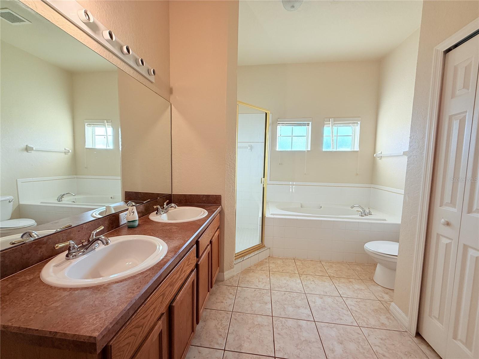 910 GRAN BAHAMA BLVD #910, DAVENPORT, FL, 33897