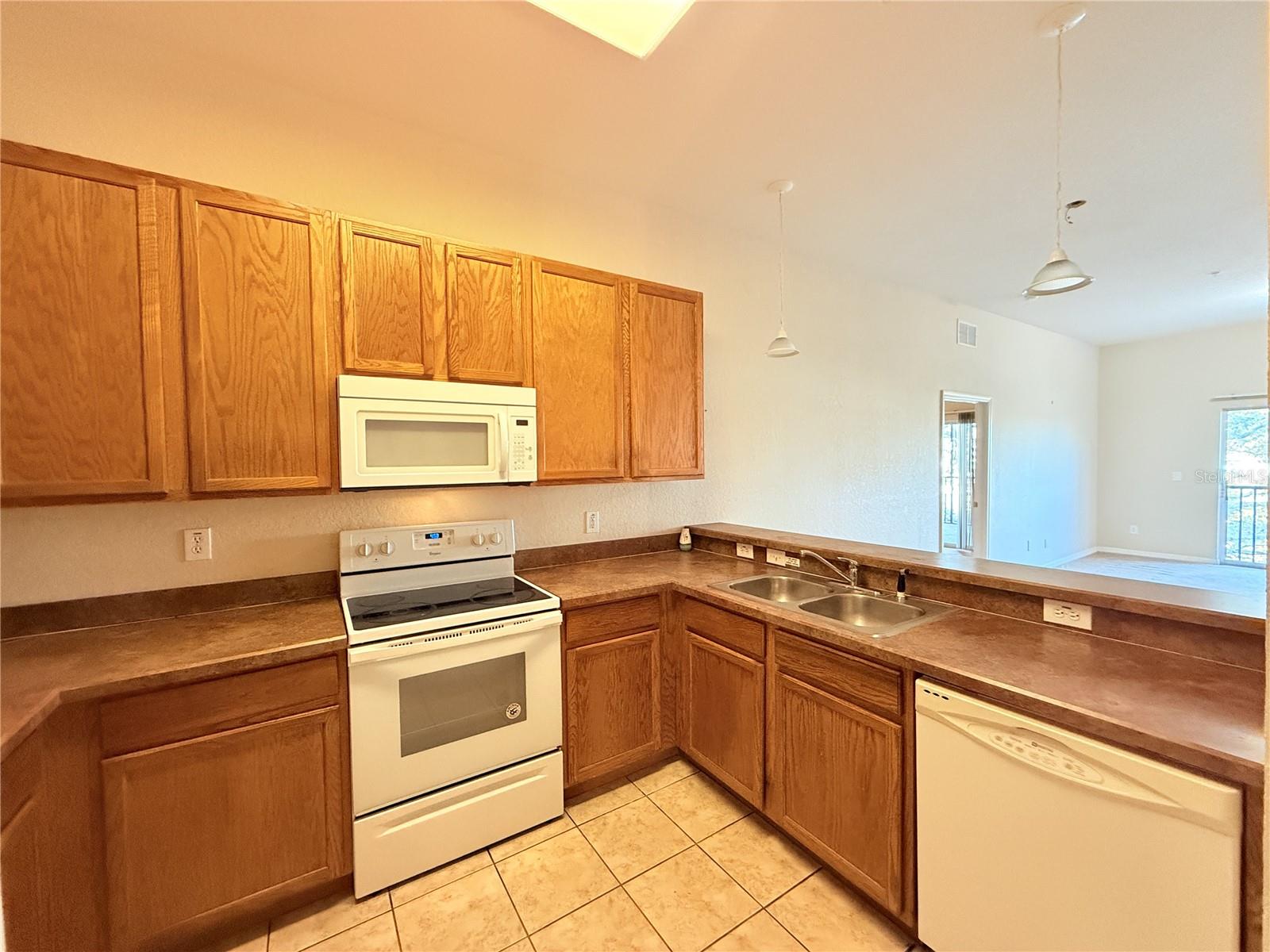 910 GRAN BAHAMA BLVD #910, DAVENPORT, FL, 33897