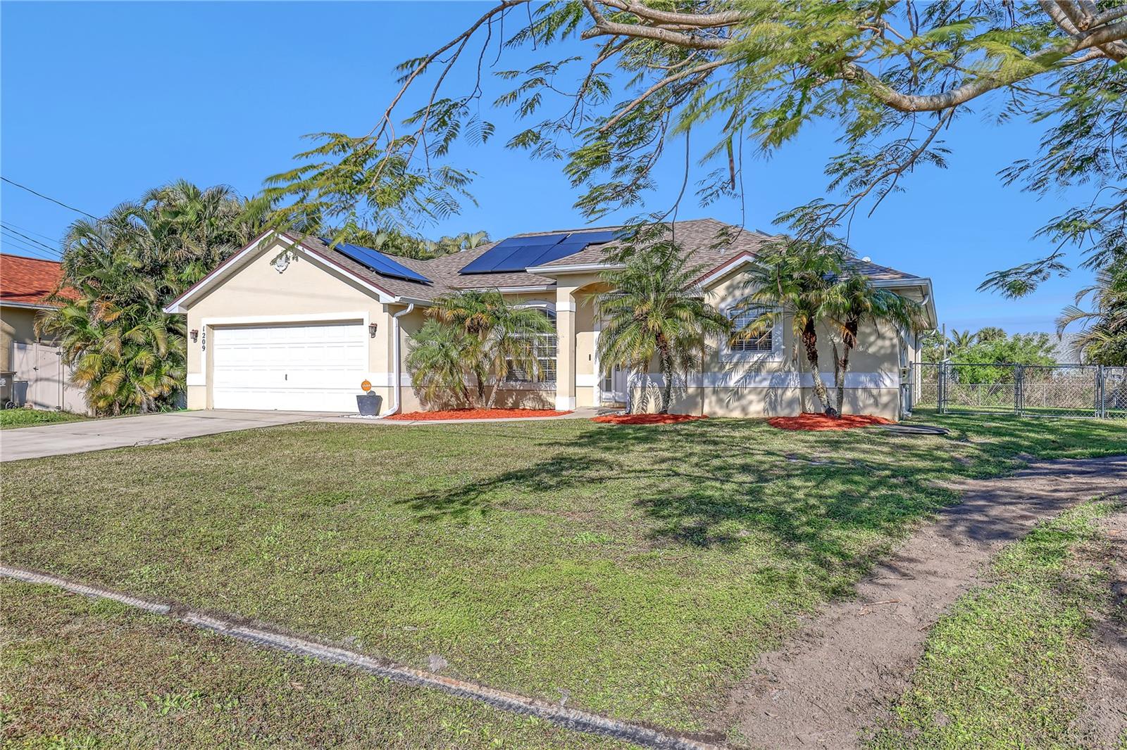 1209 SW GLASTONBERRY AVE, PORT ST LUCIE, FL, 34953