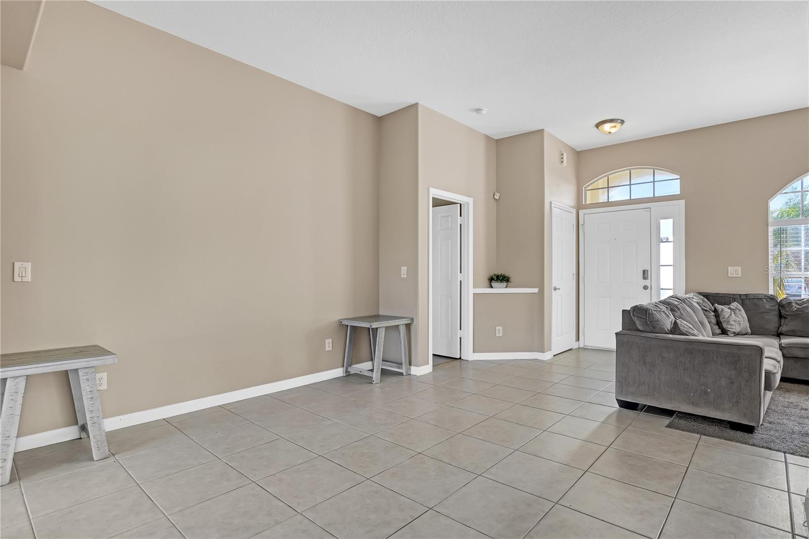 1209 SW GLASTONBERRY AVE, PORT ST LUCIE, FL, 34953