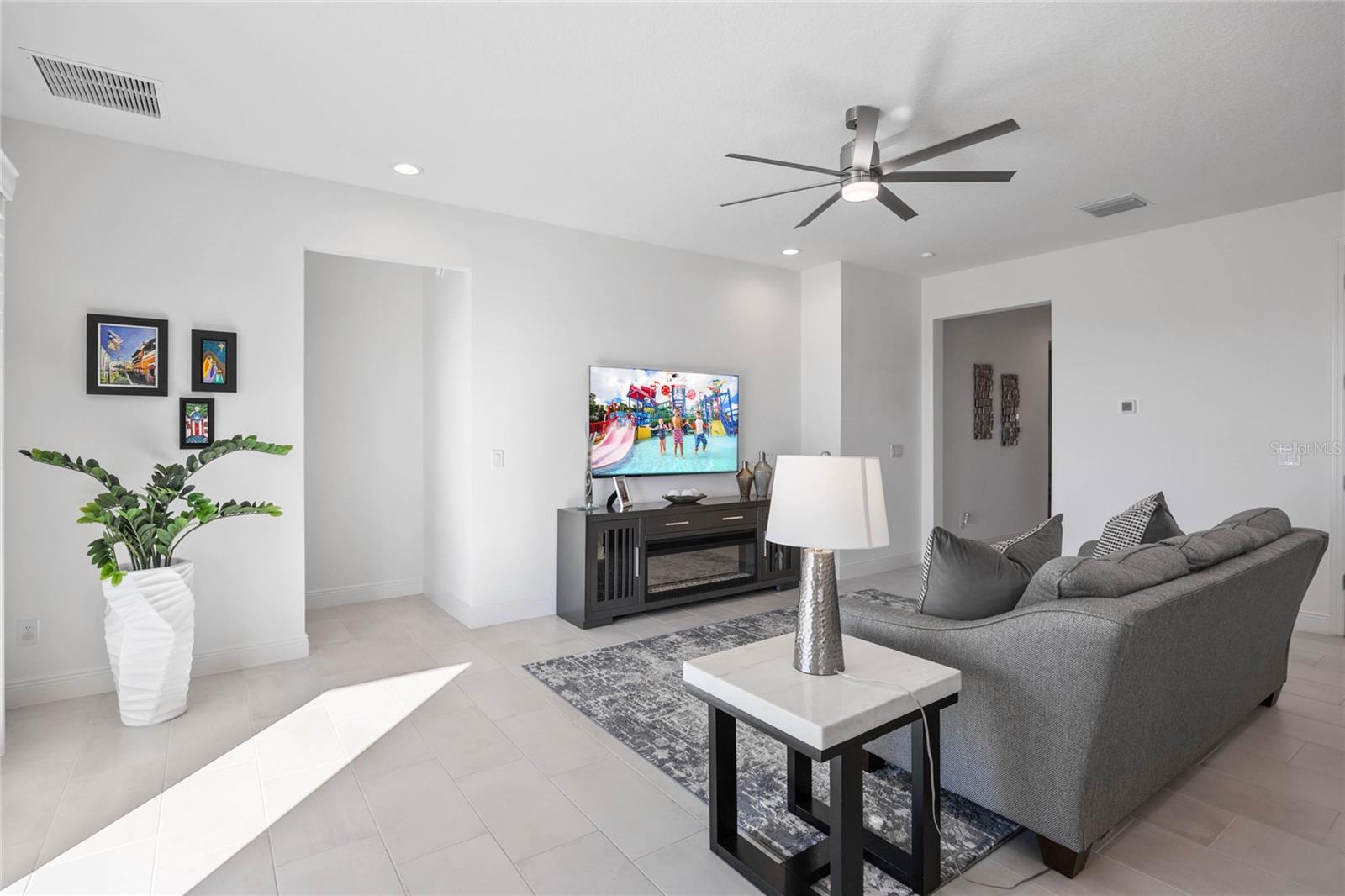 571 BELLINGHAM WAY, MINNEOLA, FL, 34715