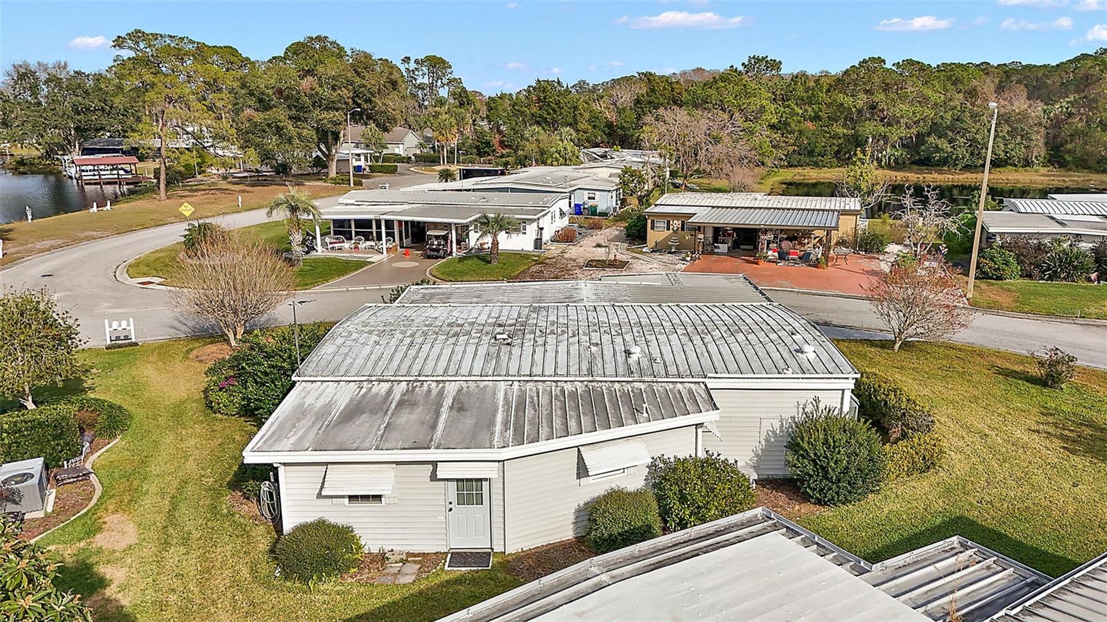 711 DOLPHIN DR, TAVARES, FL, 32778