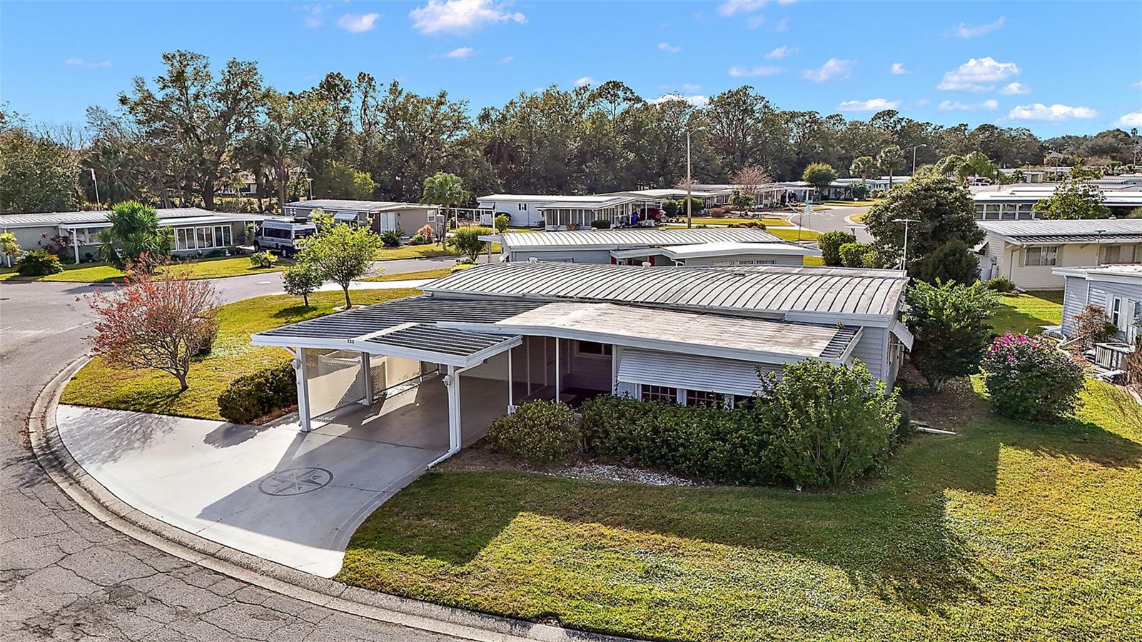 711 DOLPHIN DR, TAVARES, FL, 32778