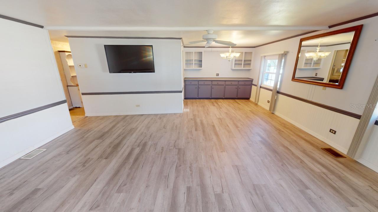 711 DOLPHIN DR, TAVARES, FL, 32778