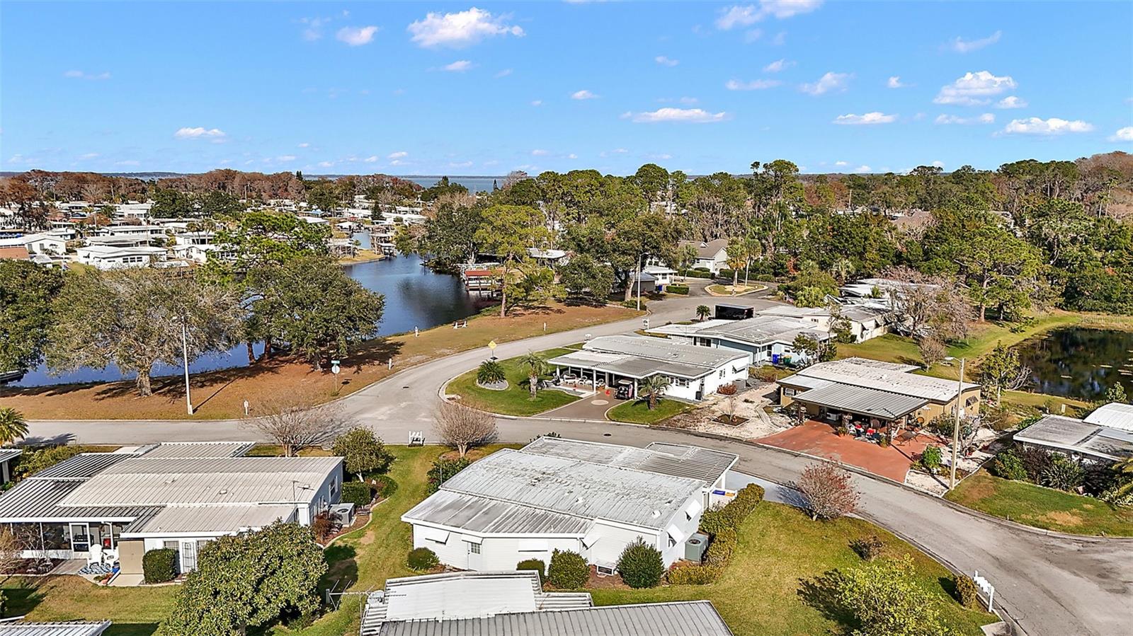 711 DOLPHIN DR, TAVARES, FL, 32778