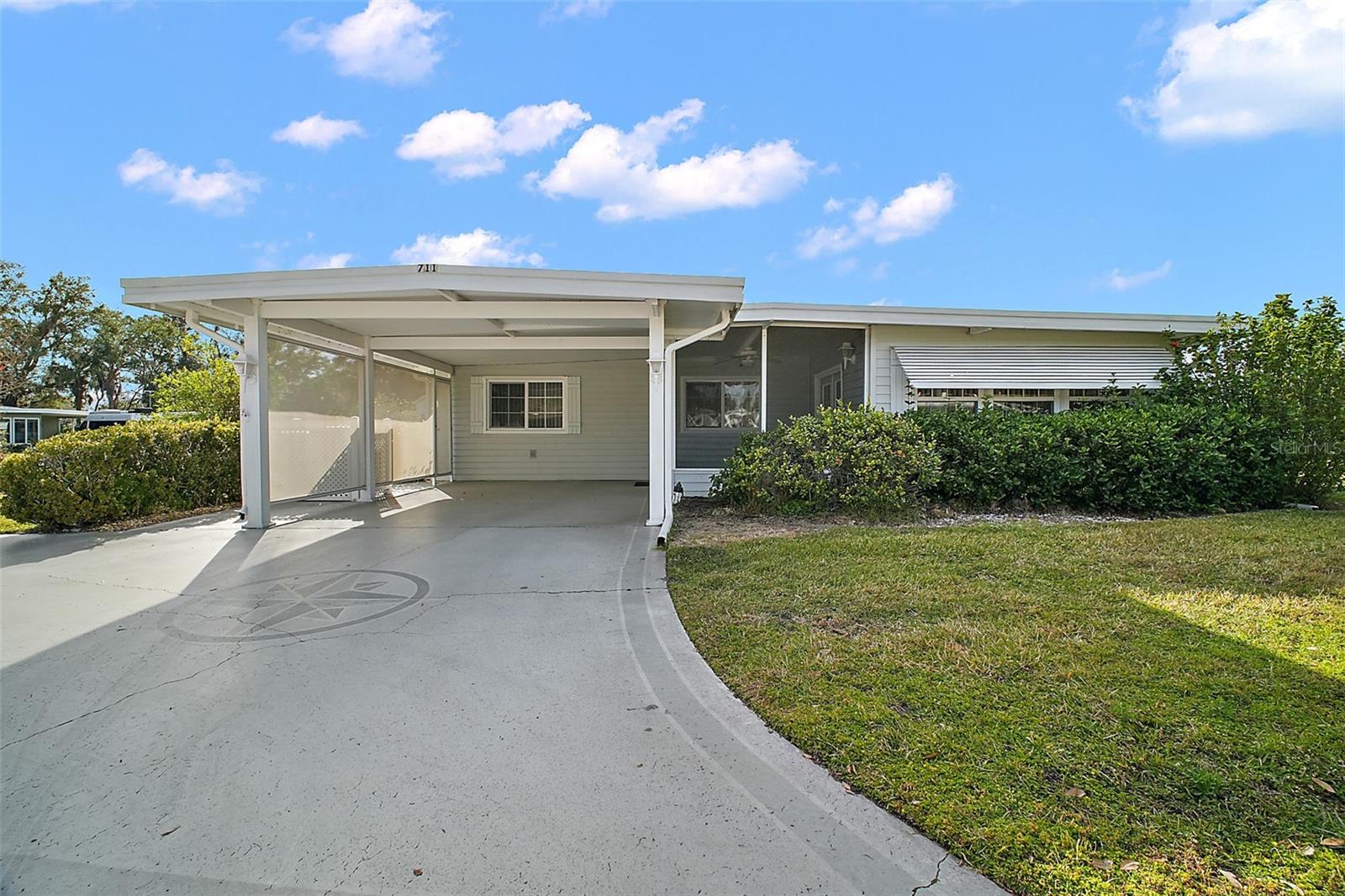 711 DOLPHIN DR, TAVARES, FL, 32778