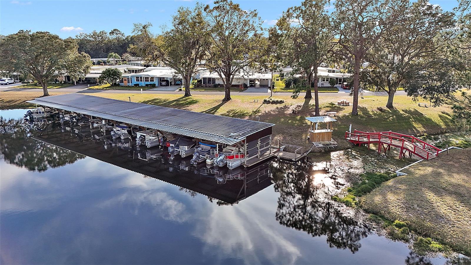 711 DOLPHIN DR, TAVARES, FL, 32778