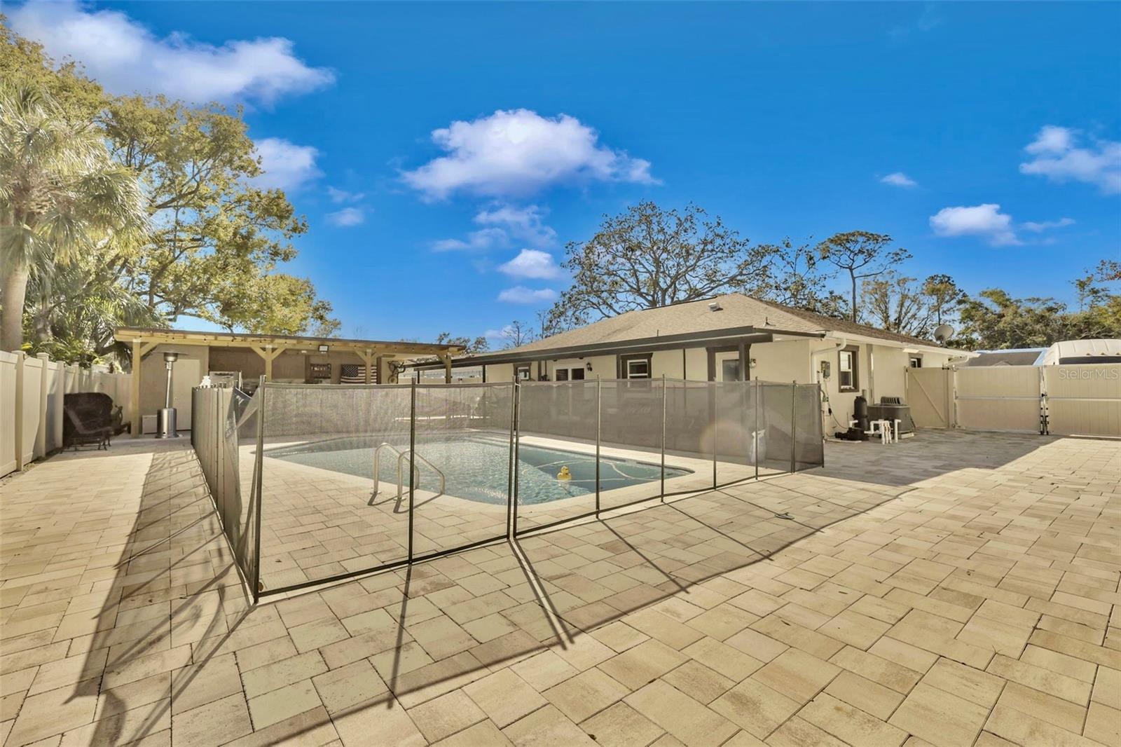 6805 AMBASSADOR CT, TAMPA, FL, 33615