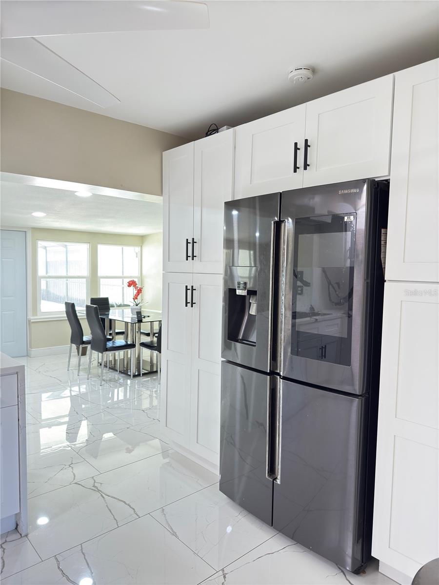 2910 W BURKE ST, TAMPA, FL, 33614