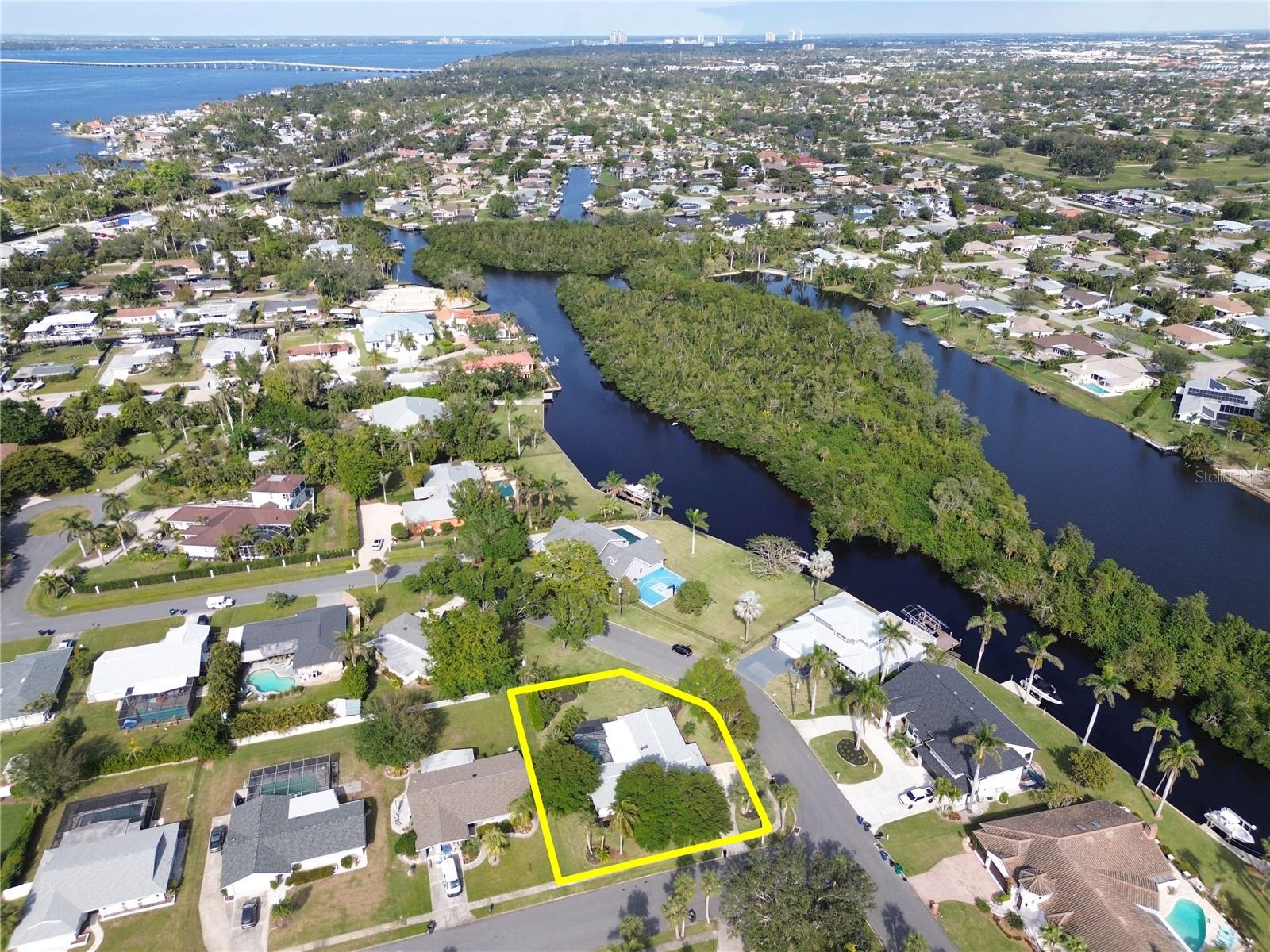 5554 NATOMA DR, FORT MYERS, FL, 33919