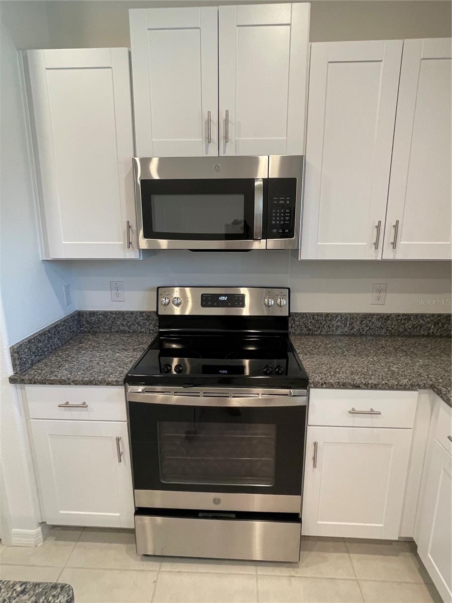 840 TENNYSON MILL CIR, TAMPA, FL, 33619