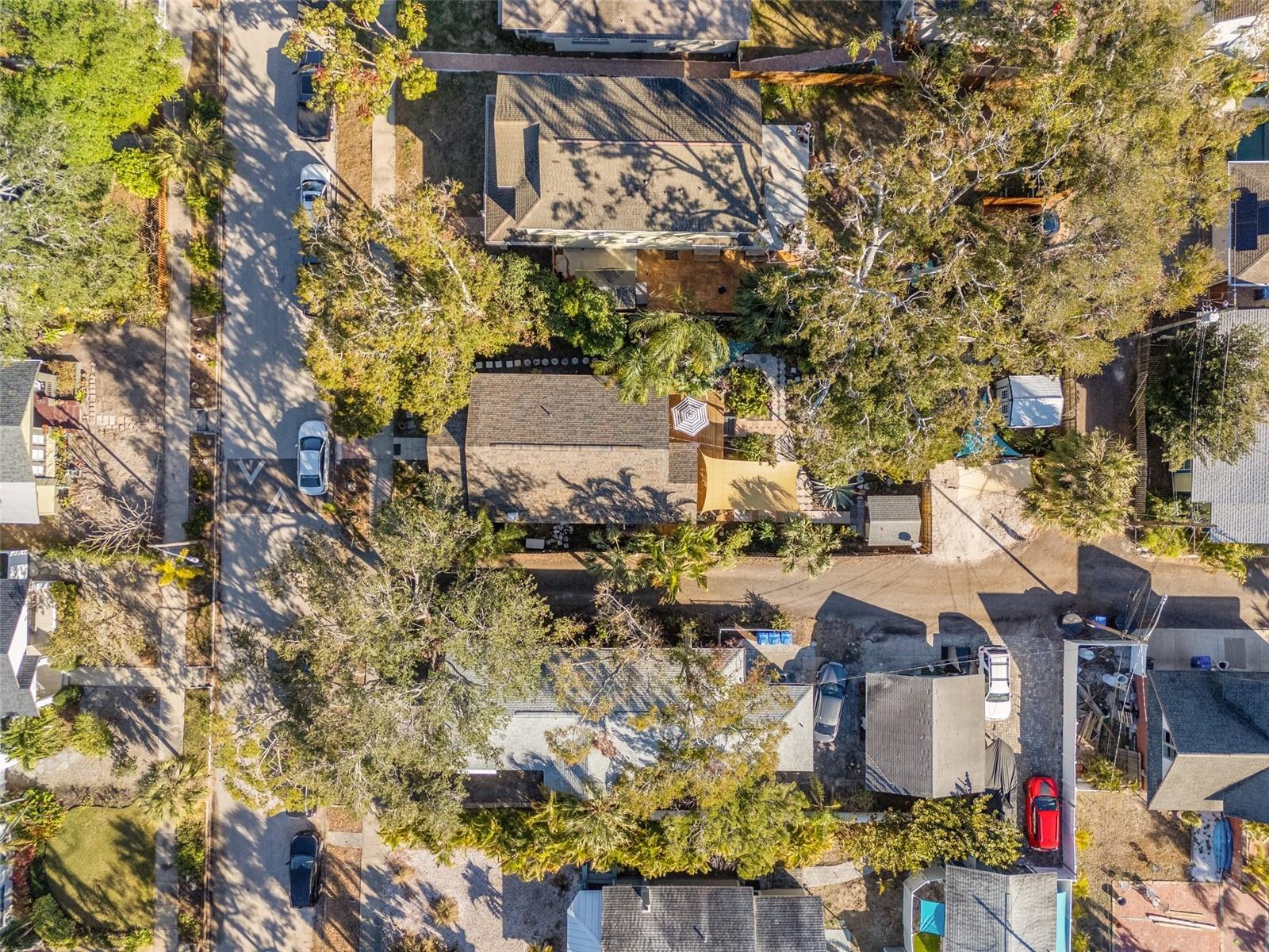 1001 13TH ST N, ST PETERSBURG, FL, 33705