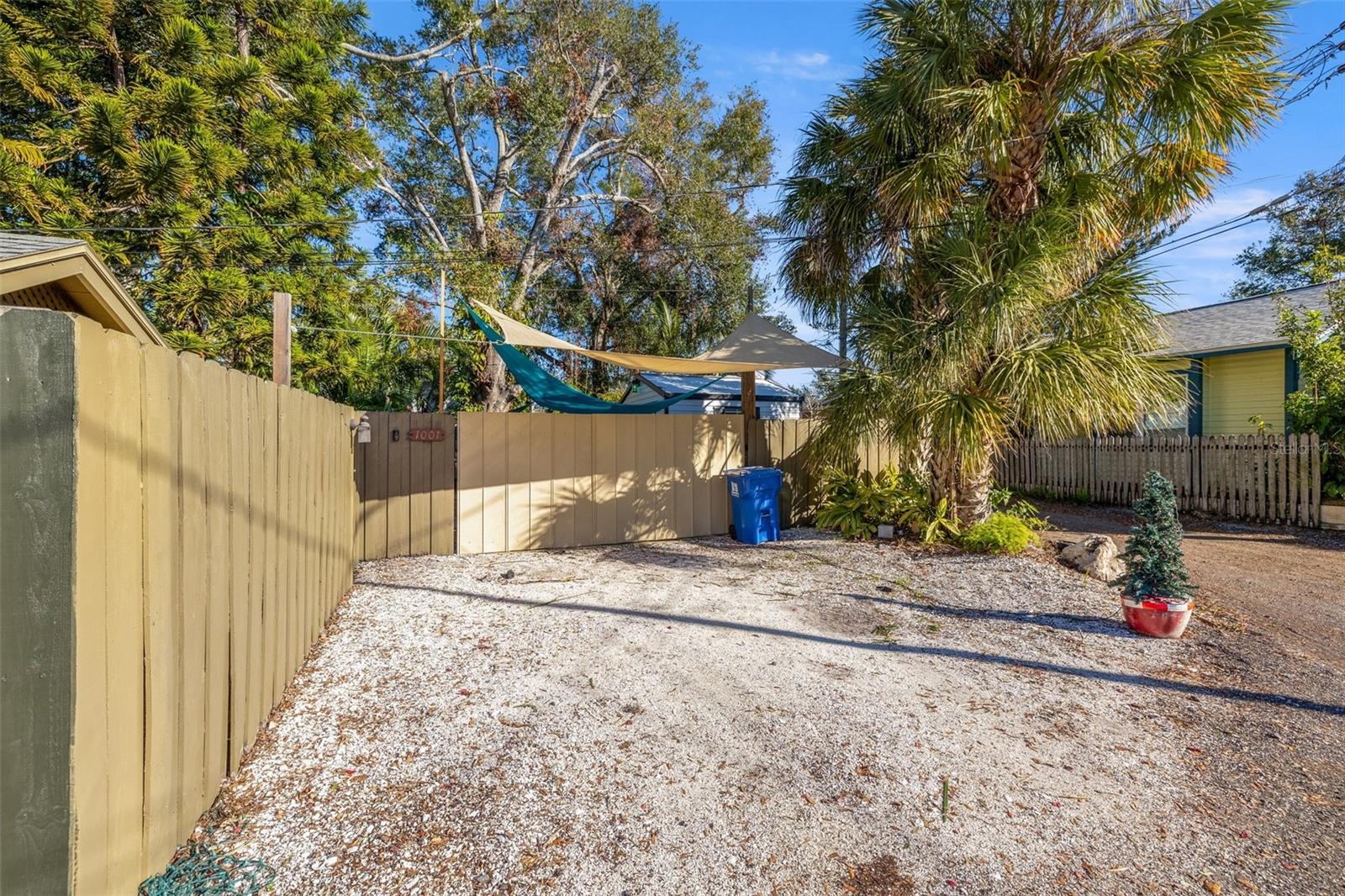 1001 13TH ST N, ST PETERSBURG, FL, 33705