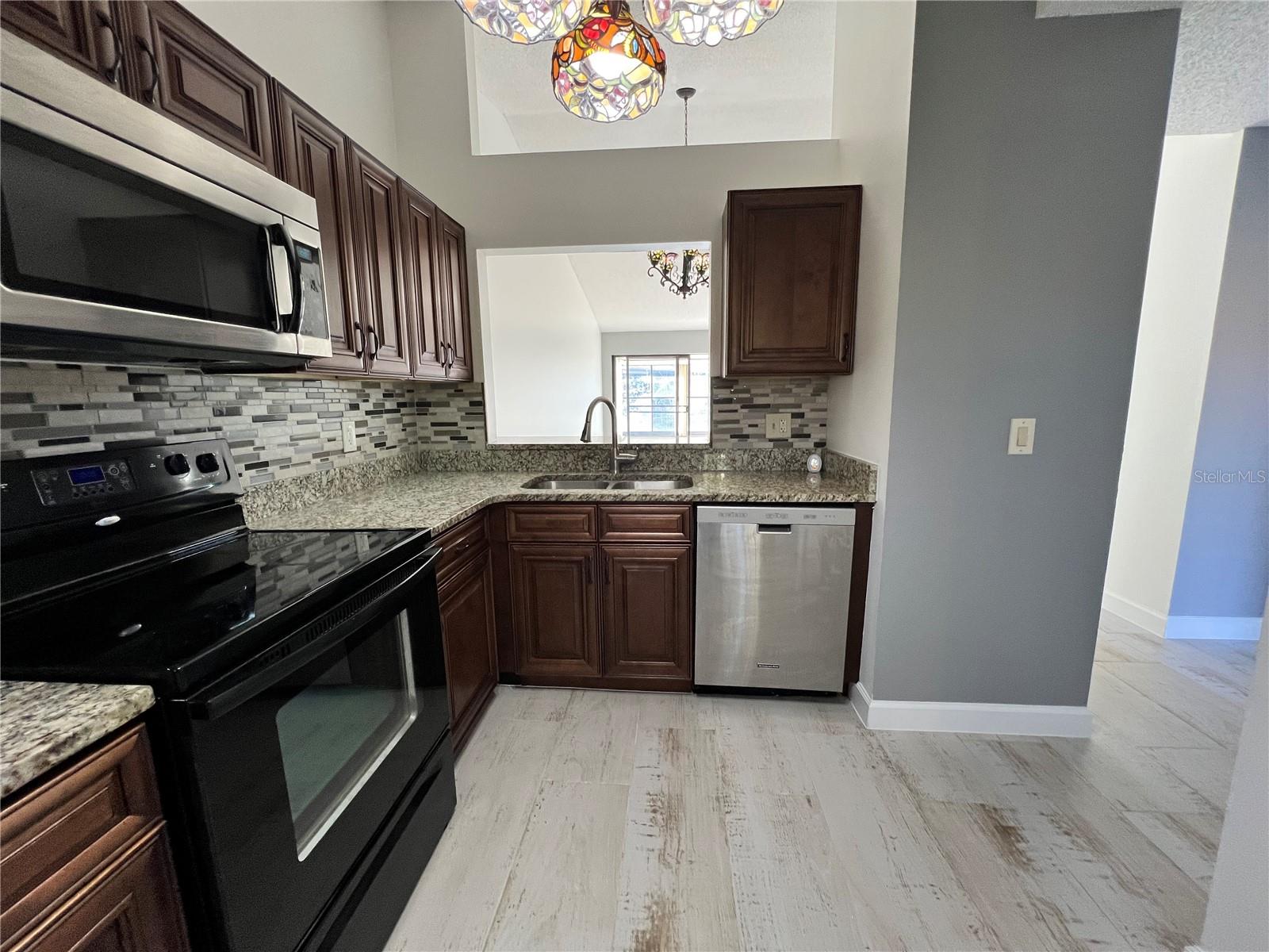 812 PARK VILLA CIR, ORLANDO, FL, 32824