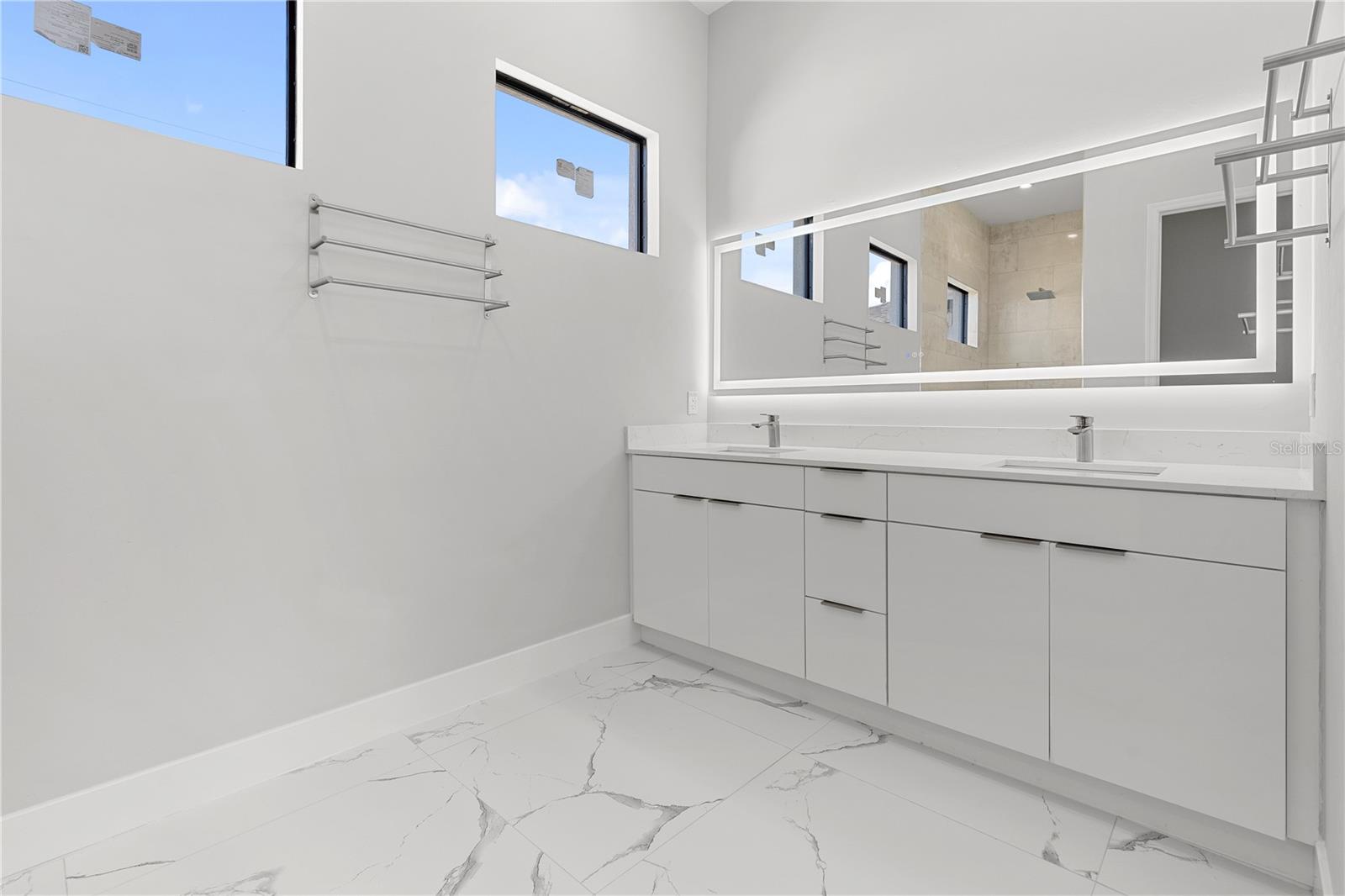 1020 NW 28TH AVE, CAPE CORAL, FL, 33993