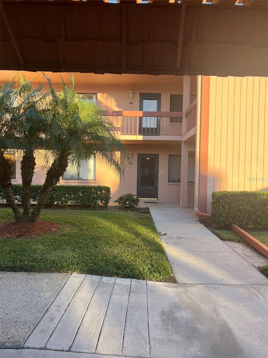 108 LAKESIDE DR, OLDSMAR, FL, 34677
