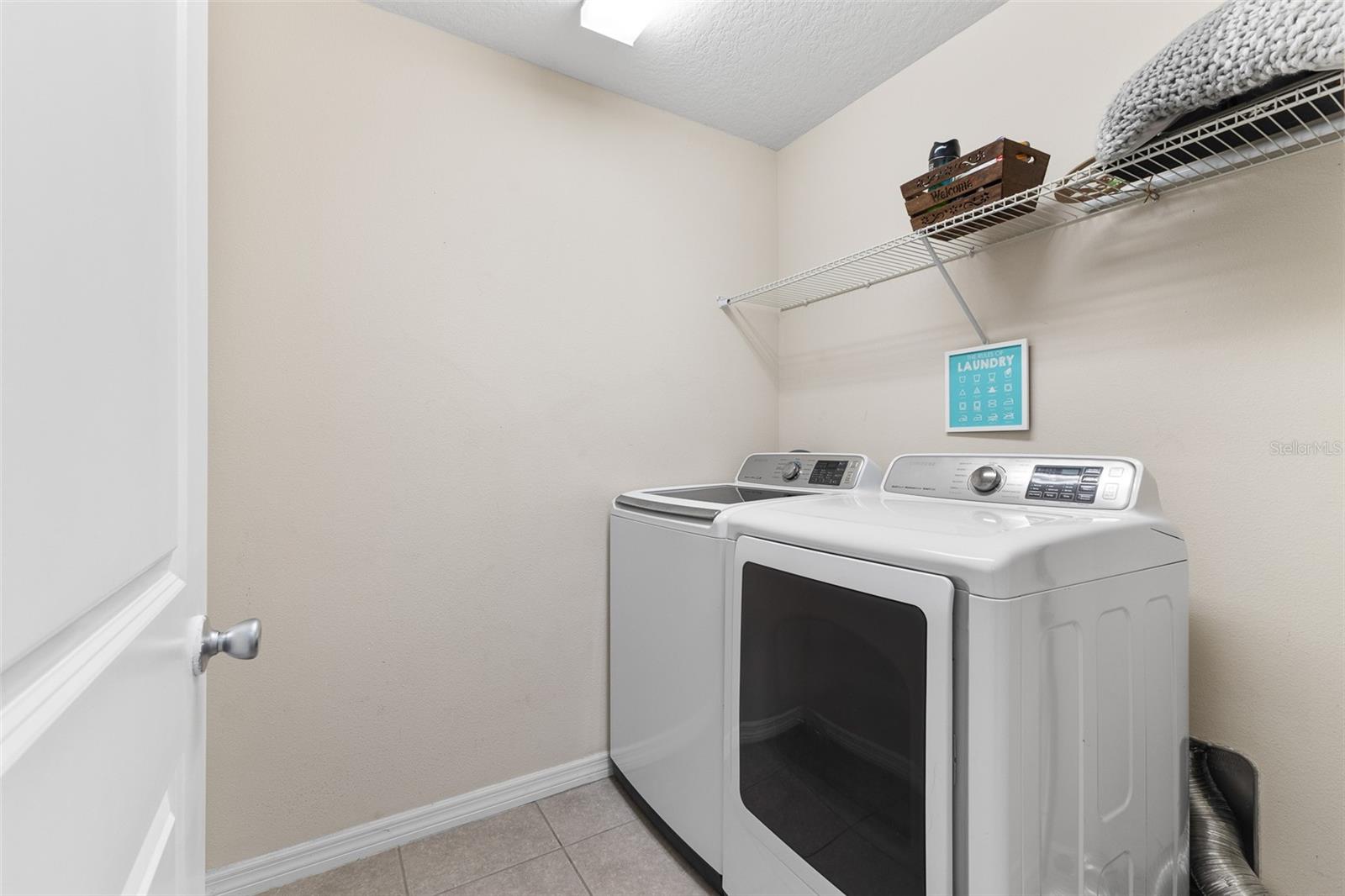 213 LAKE LUCERNE WAY, WINTER HAVEN, FL, 33881