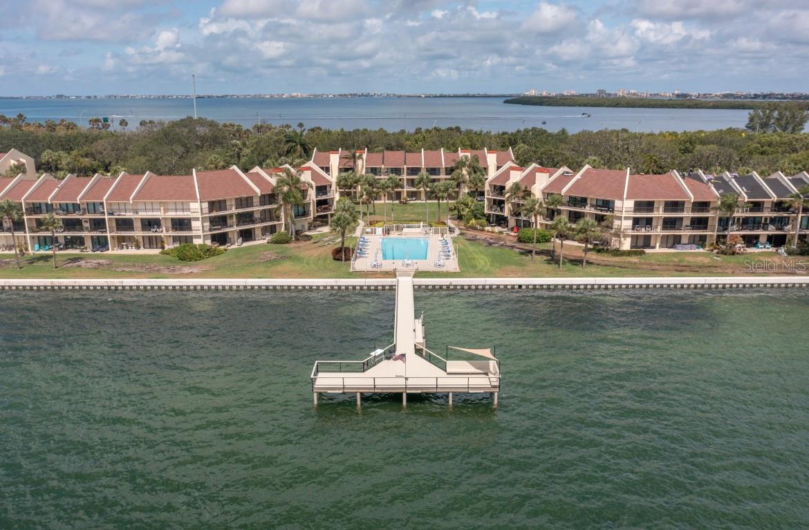 7520 SUNSHINE SKYWAY LN S #T18, ST PETERSBURG, FL, 33711