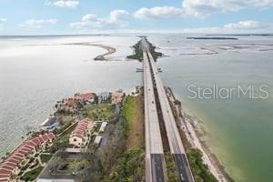 7520 SUNSHINE SKYWAY LN S #T18, ST PETERSBURG, FL, 33711