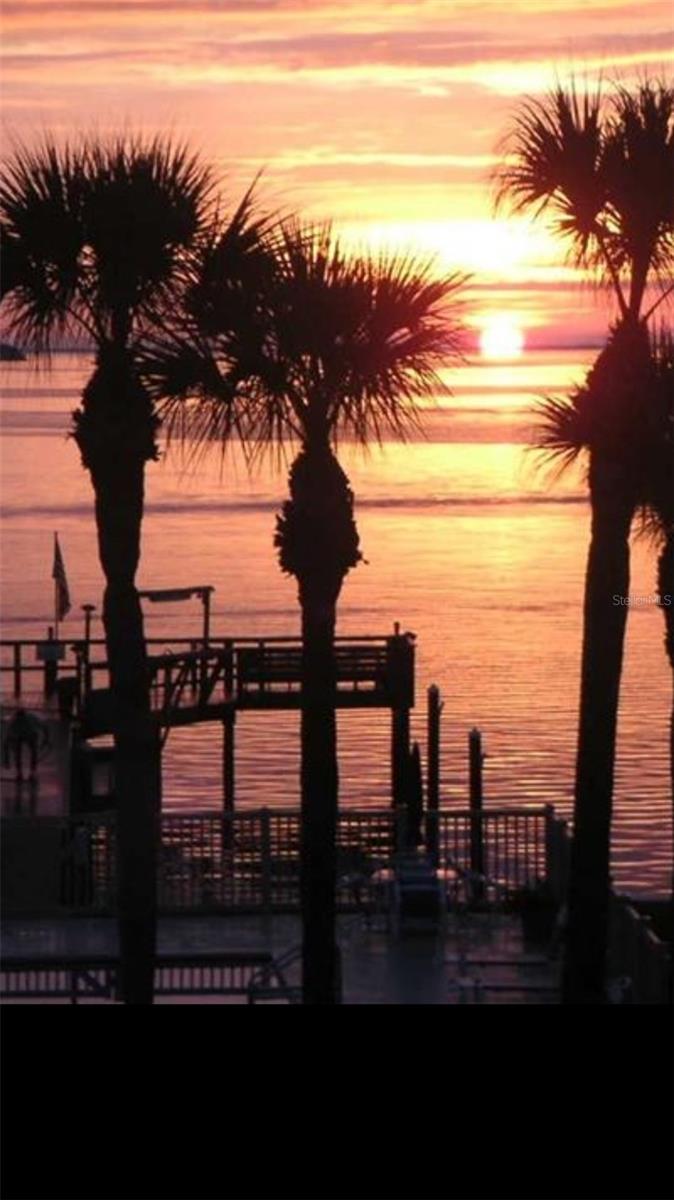 7520 SUNSHINE SKYWAY LN S #T18, ST PETERSBURG, FL, 33711