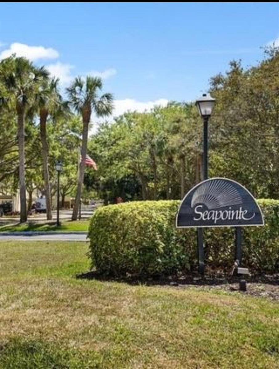 7520 SUNSHINE SKYWAY LN S #T18, ST PETERSBURG, FL, 33711