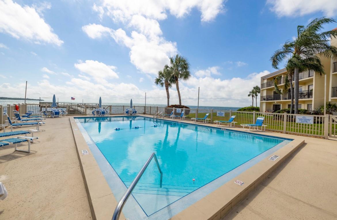 7520 SUNSHINE SKYWAY LN S #T18, ST PETERSBURG, FL, 33711