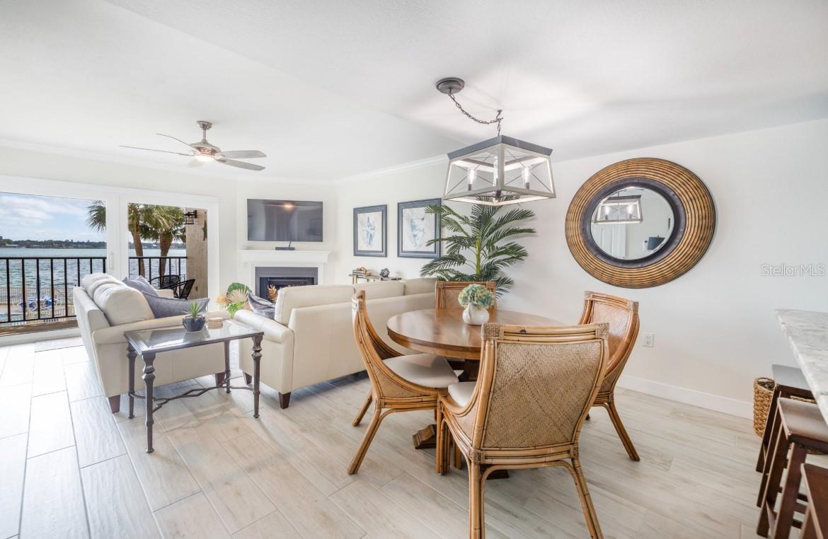 7520 SUNSHINE SKYWAY LN S #T18, ST PETERSBURG, FL, 33711