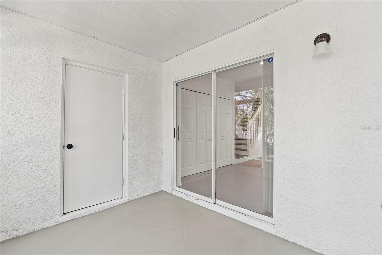 8646 HUNTERS KEY CIR, TAMPA, FL, 33647