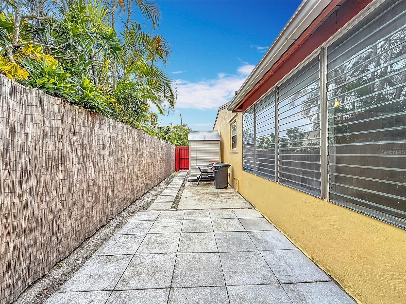 6771 MEADE ST, HOLLYWOOD, FL, 33024