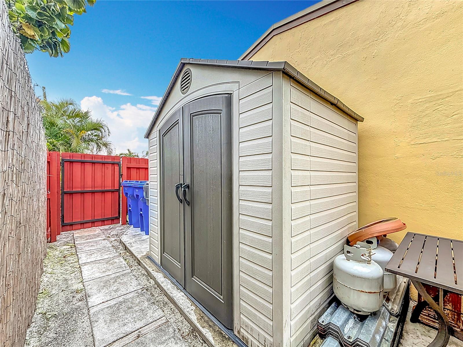 6771 MEADE ST, HOLLYWOOD, FL, 33024