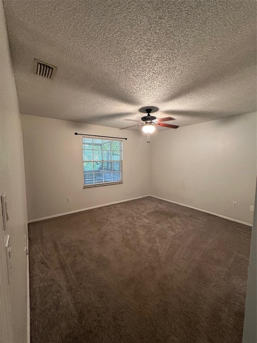 18085 WINTERGARDEN AVE, PORT CHARLOTTE, FL, 33948
