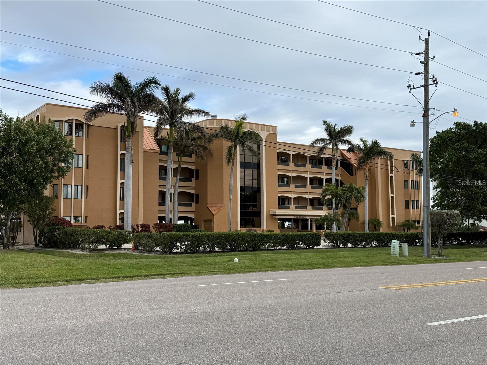 1601 PARK BEACH CIR #125/11, PUNTA GORDA, FL, 33950