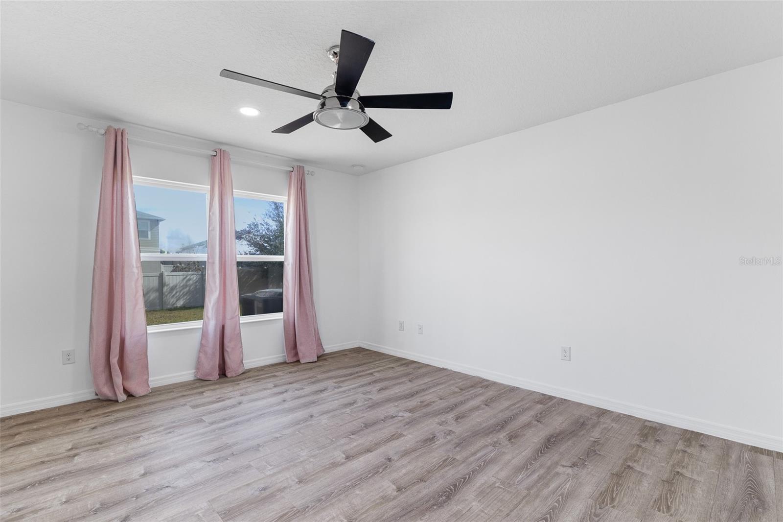 213 LAKE LUCERNE WAY, WINTER HAVEN, FL, 33881