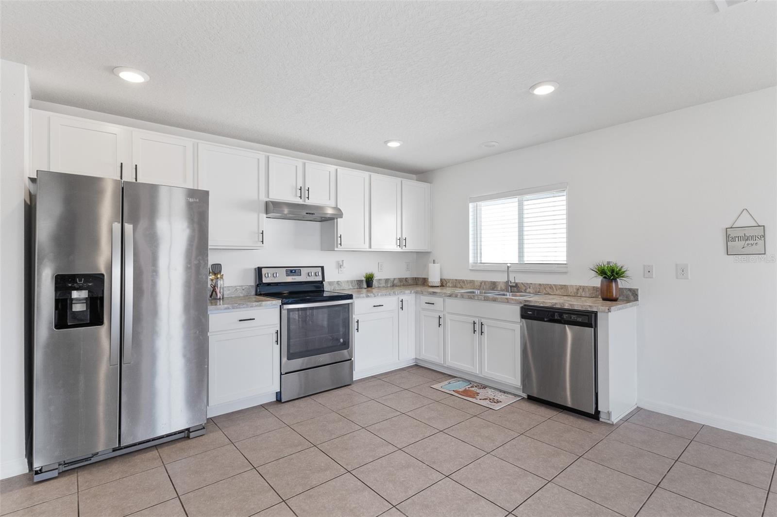 213 LAKE LUCERNE WAY, WINTER HAVEN, FL, 33881