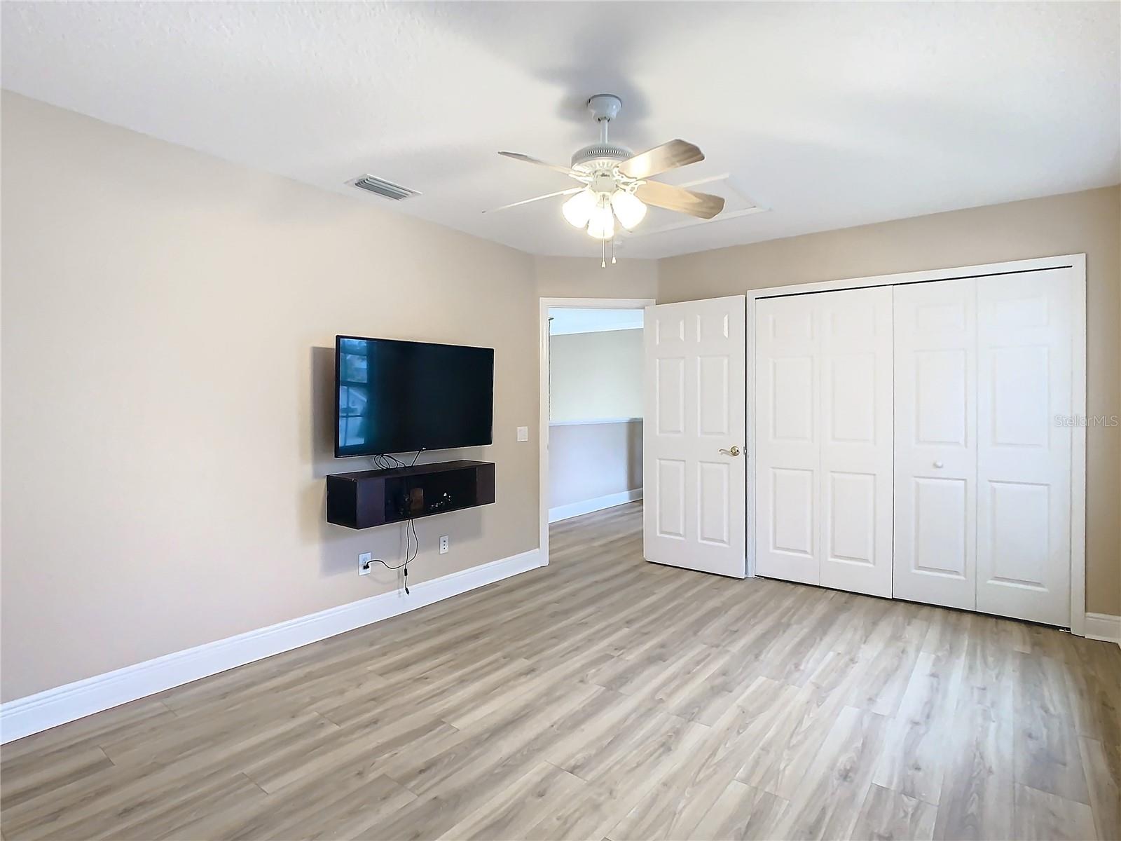 18817 CHAVILLE RD, LUTZ, FL, 33558