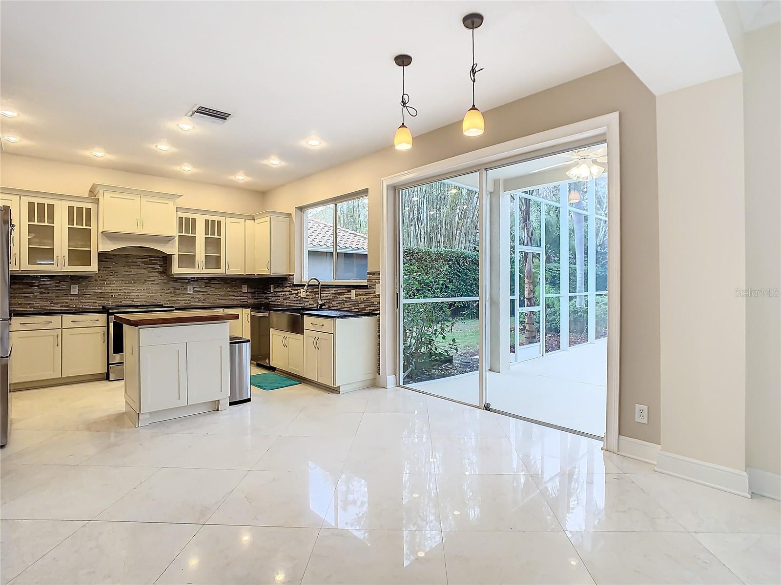 18817 CHAVILLE RD, LUTZ, FL, 33558