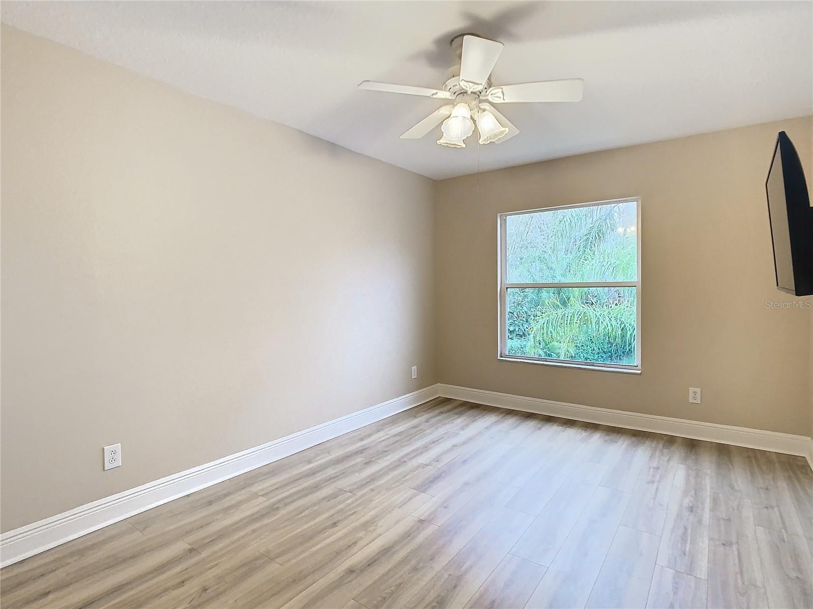 18817 CHAVILLE RD, LUTZ, FL, 33558
