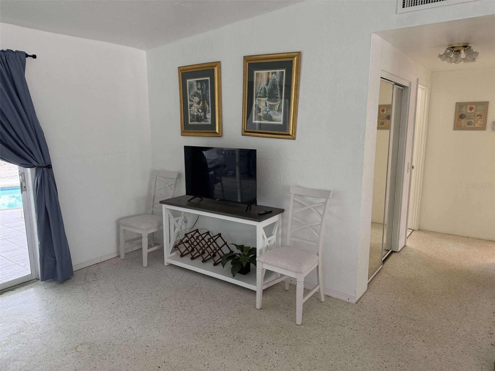 417 AVENIDA DE MAYO, SARASOTA, FL, 34242