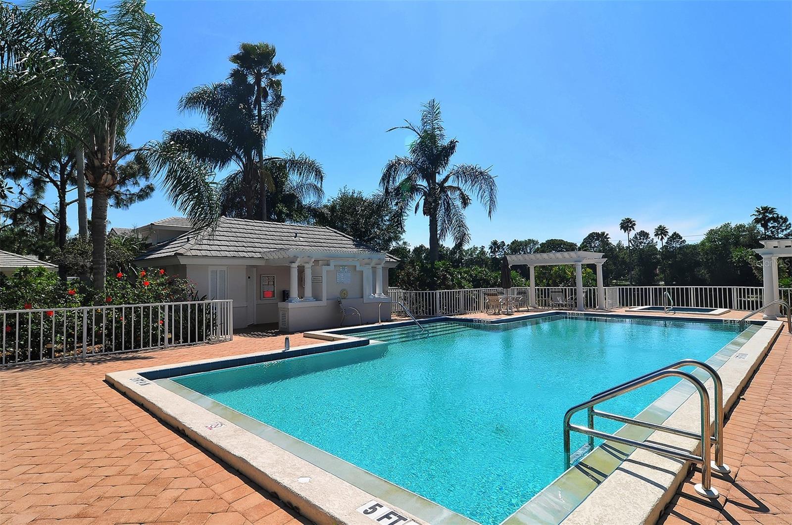 7628 WHITEBRIDGE GLN, UNIVERSITY PARK, FL, 34201