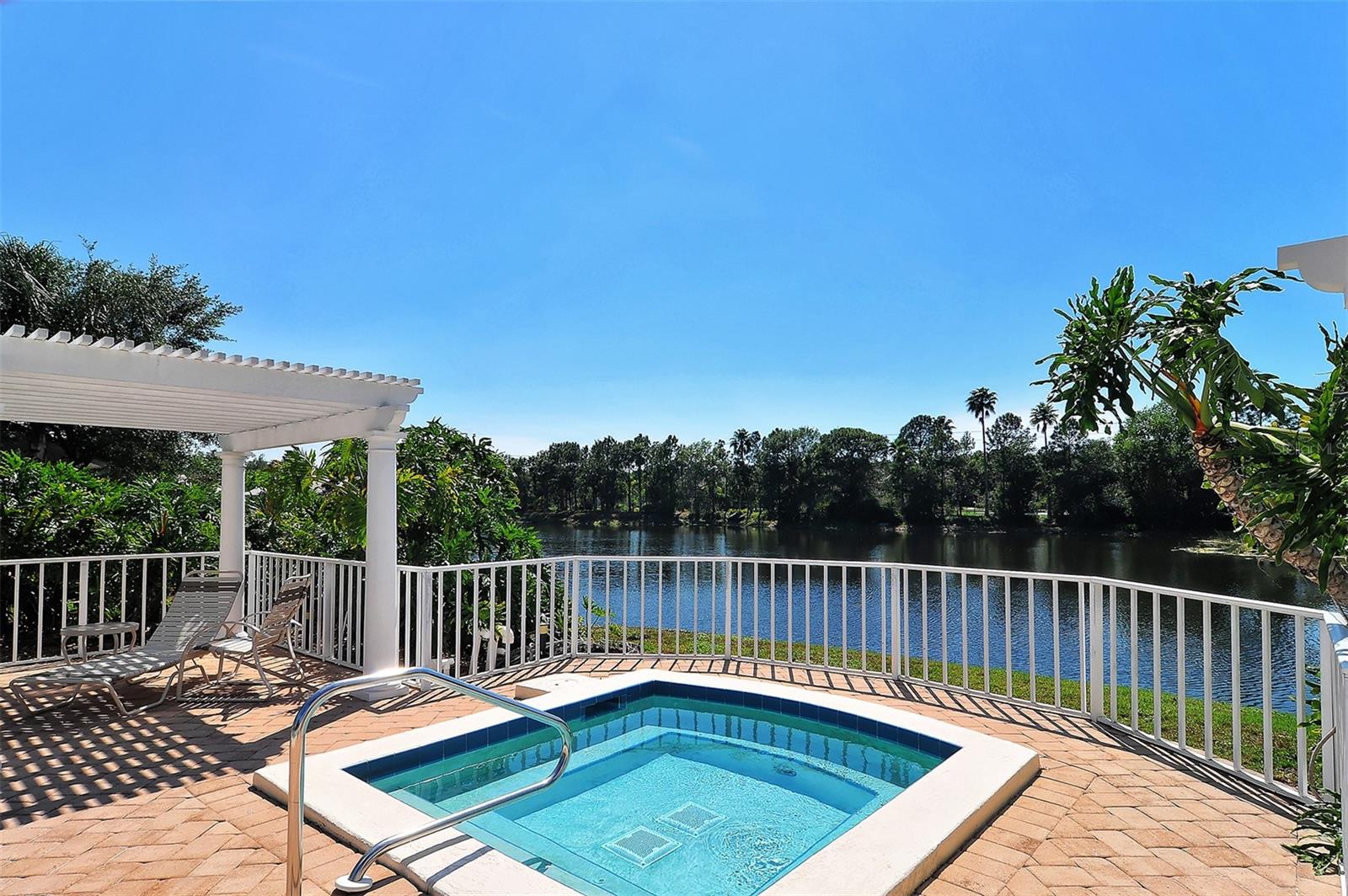 7628 WHITEBRIDGE GLN, UNIVERSITY PARK, FL, 34201