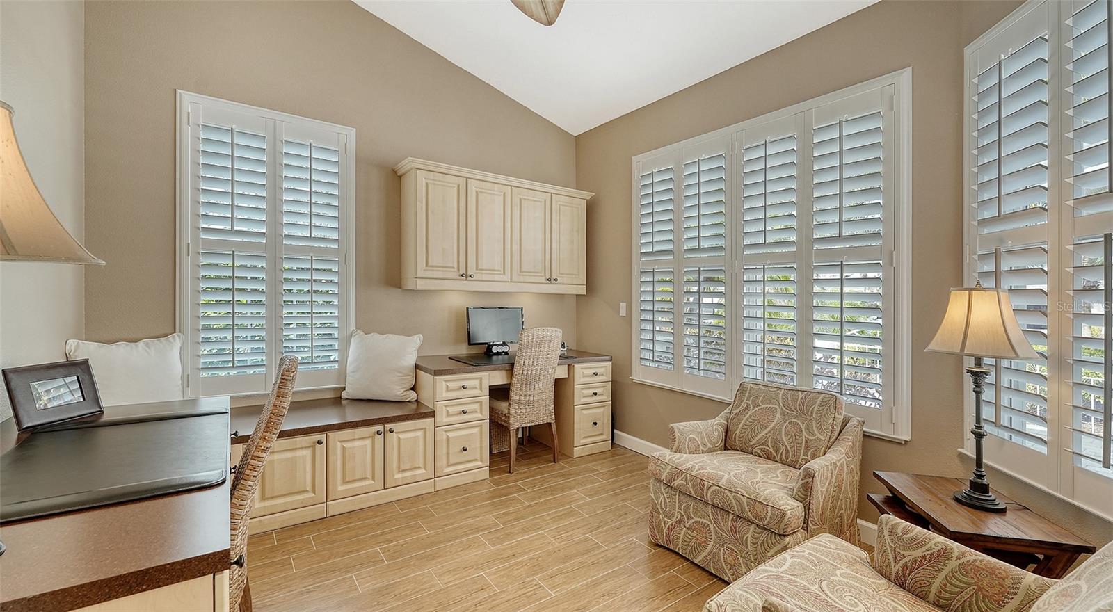 7741 WHITEBRIDGE GLN, UNIVERSITY PARK, FL, 34201