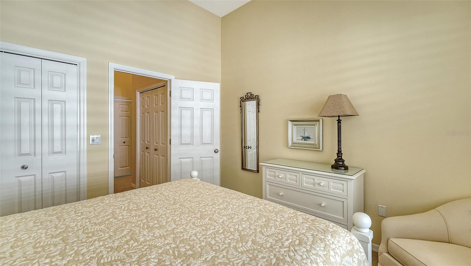7741 WHITEBRIDGE GLN, UNIVERSITY PARK, FL, 34201