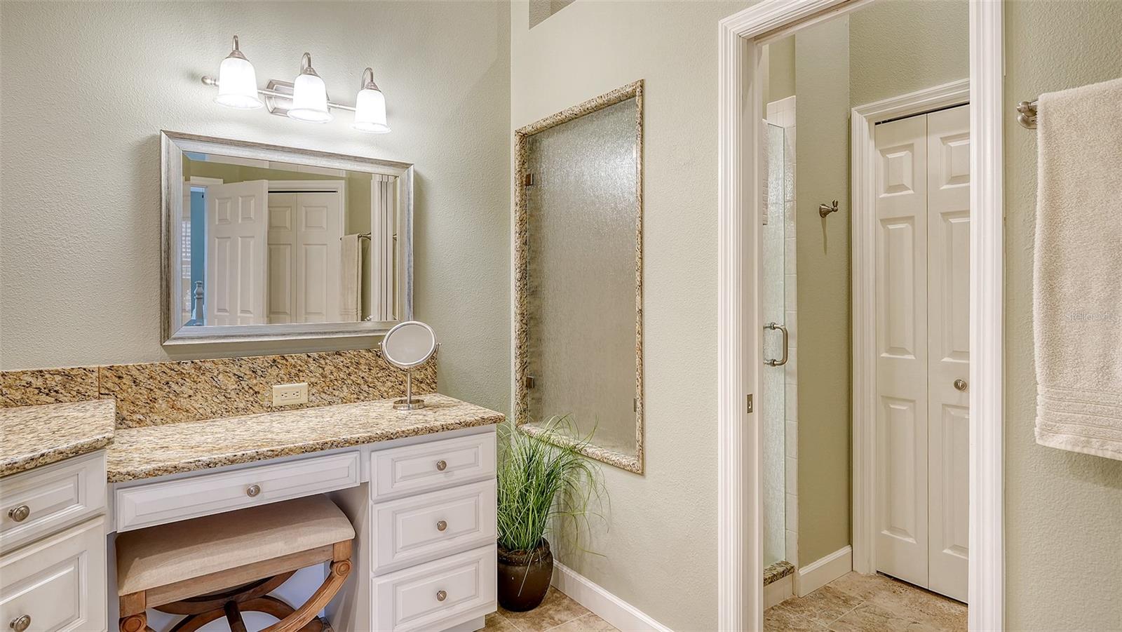 7741 WHITEBRIDGE GLN, UNIVERSITY PARK, FL, 34201