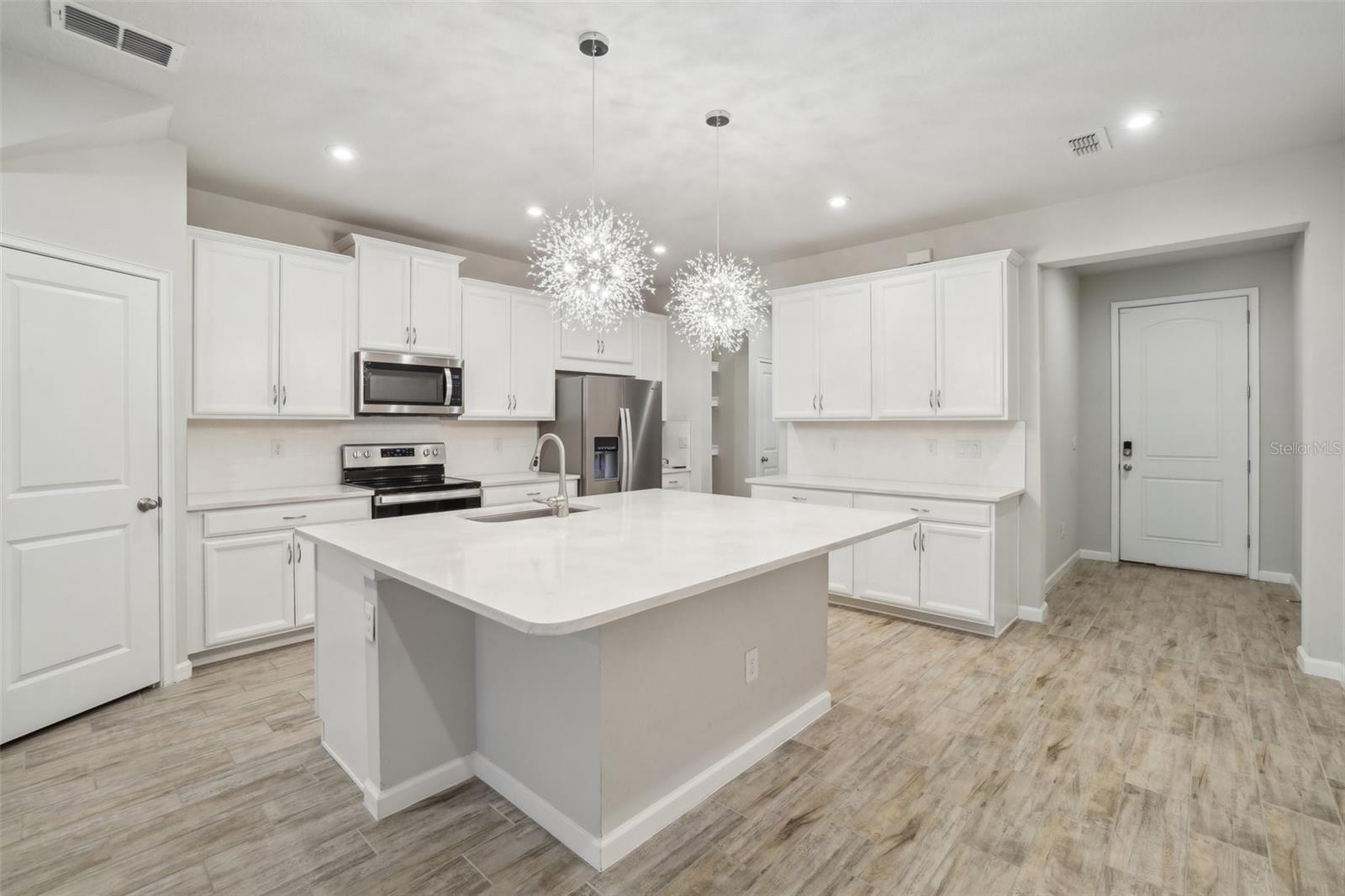 2603 EVERGLADE WAY, LUTZ, FL, 33558