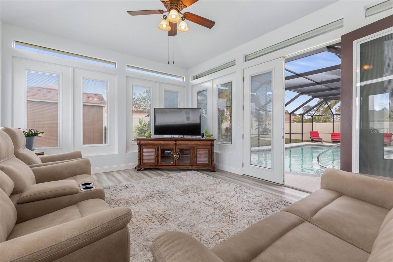 27 FLEMINGTON LN, PALM COAST, FL, 32137