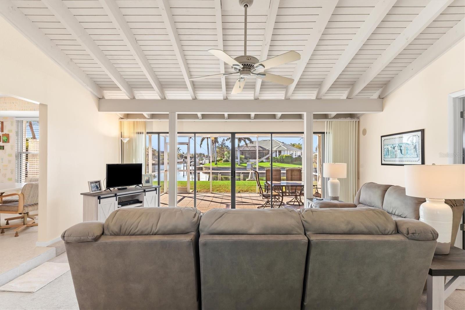 1075 MESSINA DR, PUNTA GORDA, FL, 33950