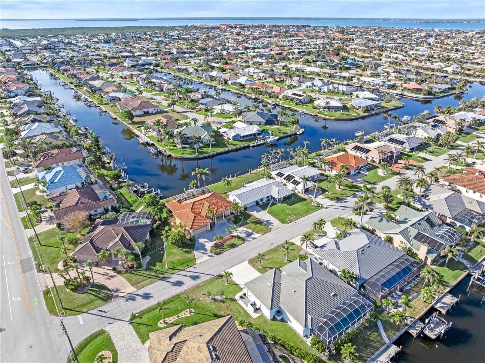 1075 MESSINA DR, PUNTA GORDA, FL, 33950