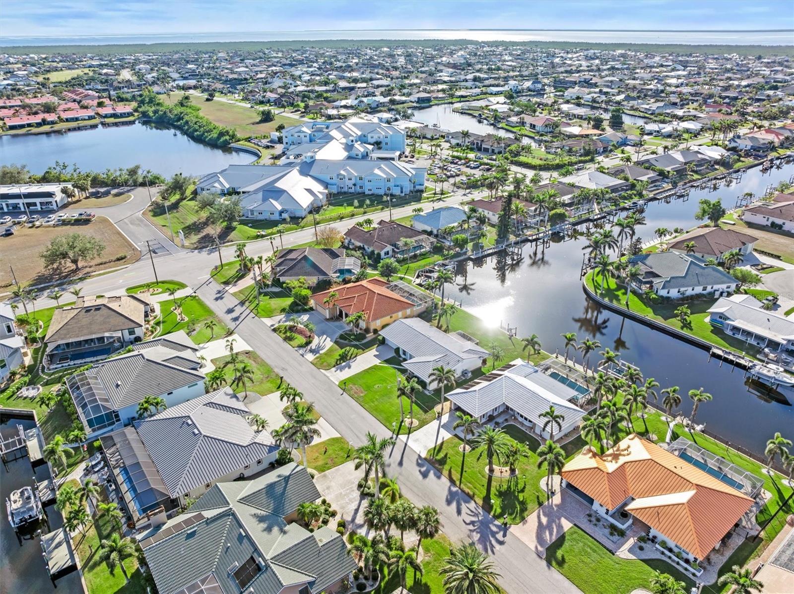 1075 MESSINA DR, PUNTA GORDA, FL, 33950