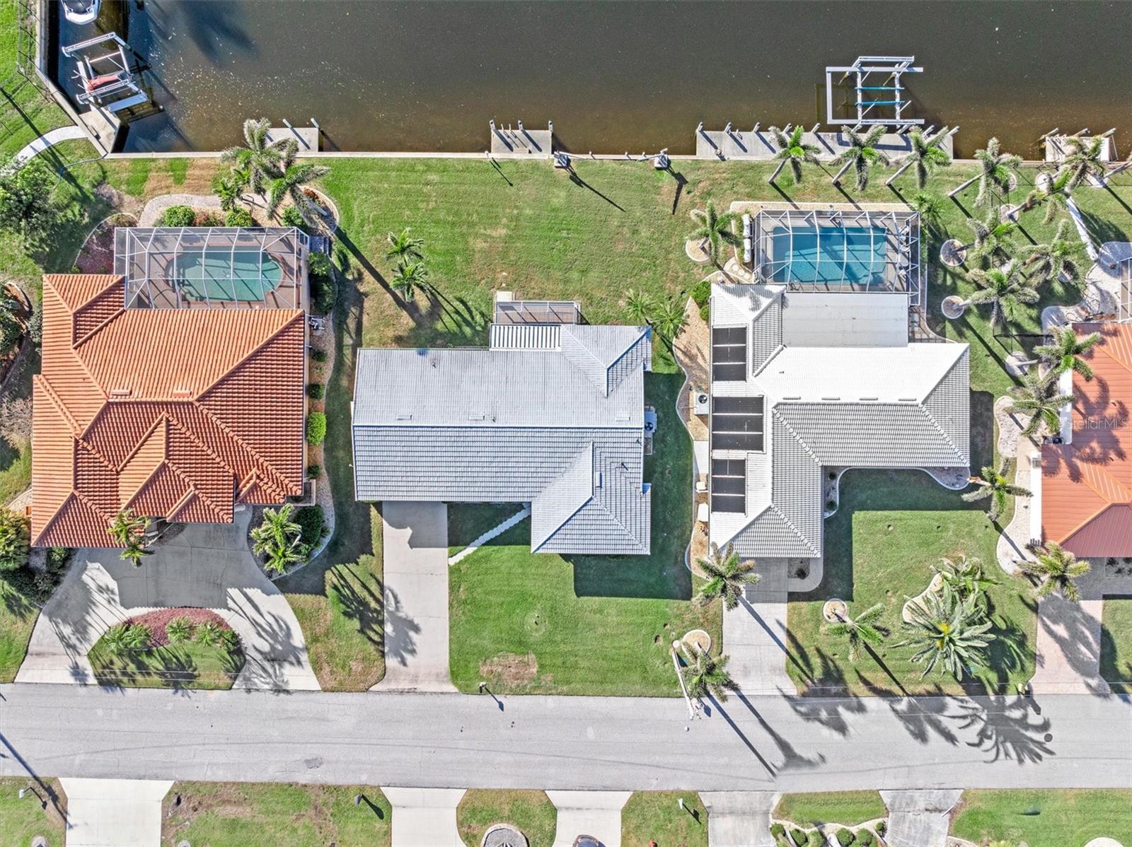 1075 MESSINA DR, PUNTA GORDA, FL, 33950