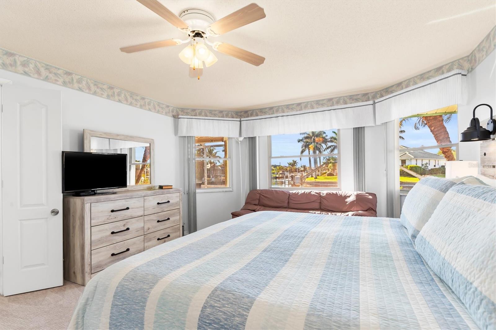 1075 MESSINA DR, PUNTA GORDA, FL, 33950